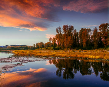 LE-AM-LA-007&nbsp;&nbsp;&nbsp;&nbsp;&nbsp;&nbsp;&nbsp;&nbsp; First Light At Schwabacher Landing, Grand Teton National Park, Wyoming