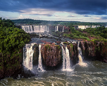 LE-BR-LA-010&nbsp;&nbsp;&nbsp;&nbsp;&nbsp;&nbsp;&nbsp;&nbsp; Iguazu Falls, State Of Paraná, Brazil